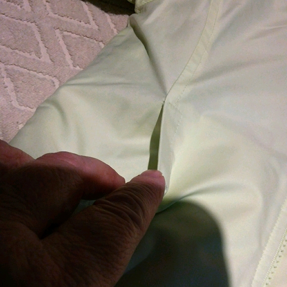 ⬇️Baby Gap light quilted reversible coat - Picture 10 of 14